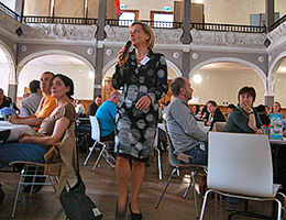 Jutta Weimar moderierteinWorldCafé